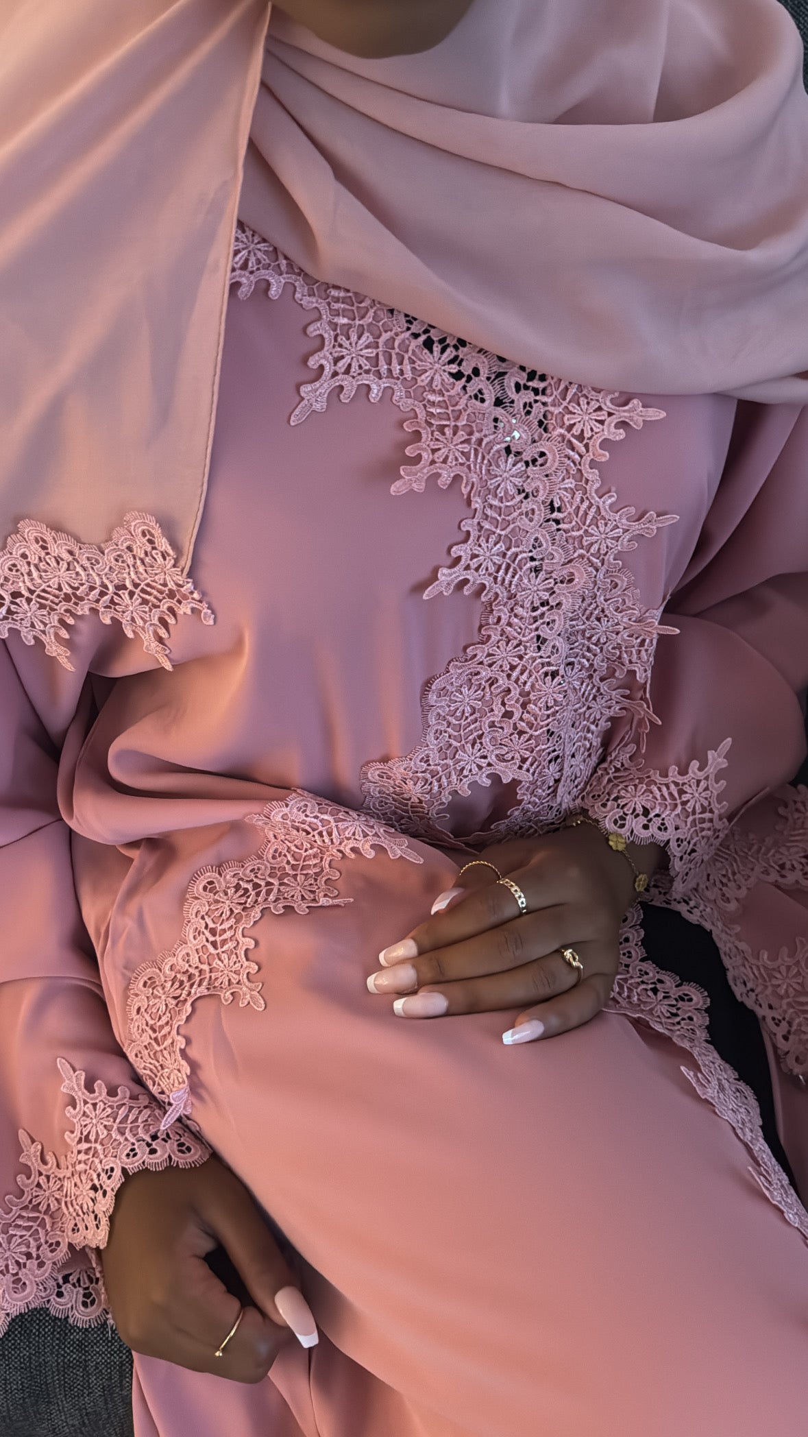Lace Abaya in Blush